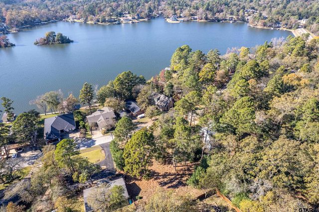 425 Hideaway Central Ln, Hideaway, TX 75771