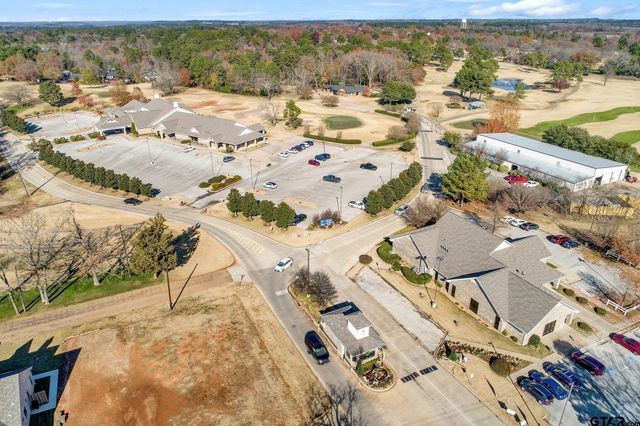 425 Hideaway Central Ln, Hideaway, TX 75771