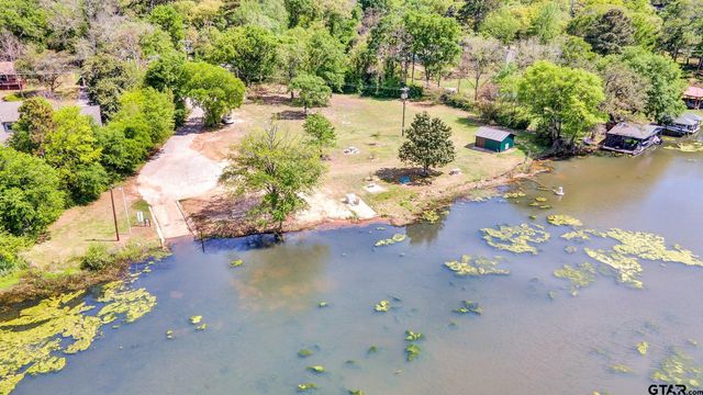 425 Hideaway Central Ln, Hideaway, TX 75771