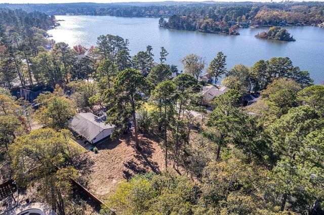 425 Hideaway Central Ln, Hideaway, TX 75771