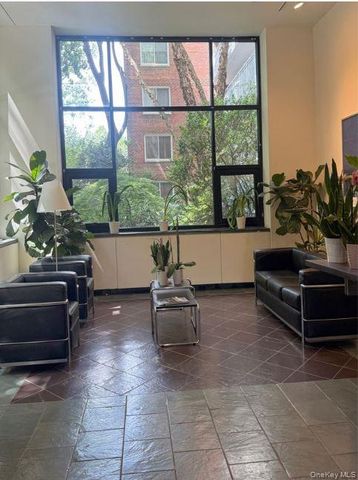 2575 Palisade Avenue 9F, Bronx, NY 10463