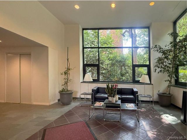 2575 Palisade Avenue 9F, Bronx, NY 10463