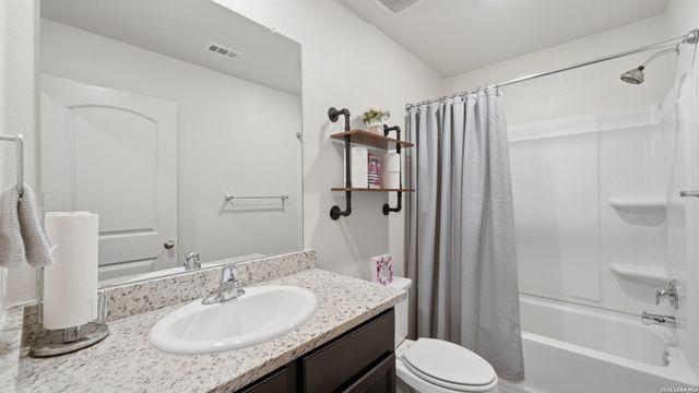 10839 Monterey, Converse, TX 78109