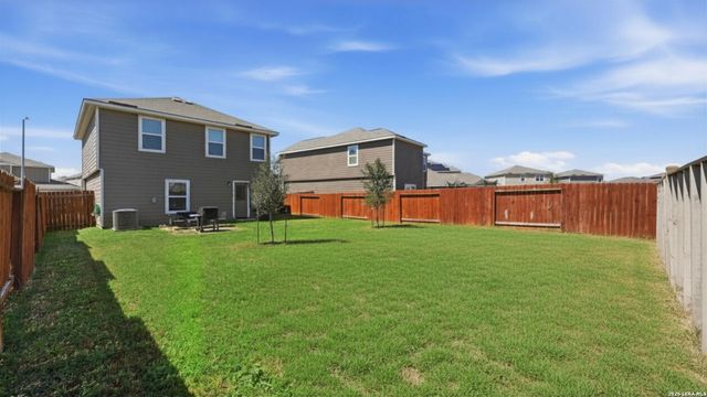 10839 Monterey, Converse, TX 78109