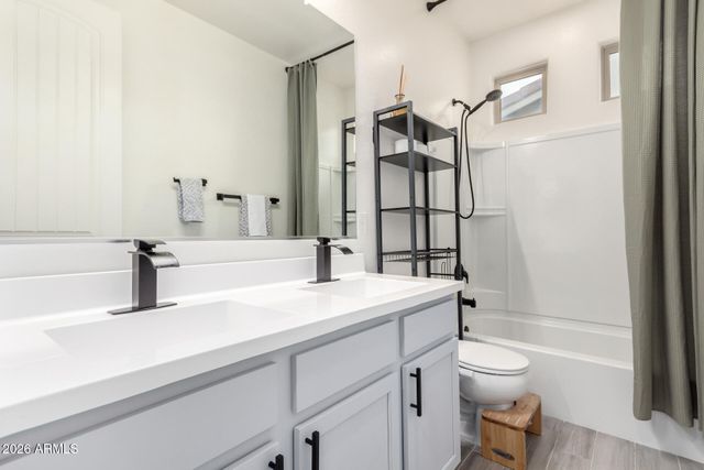 21057 W ALMERIA Road, Buckeye, AZ 85396