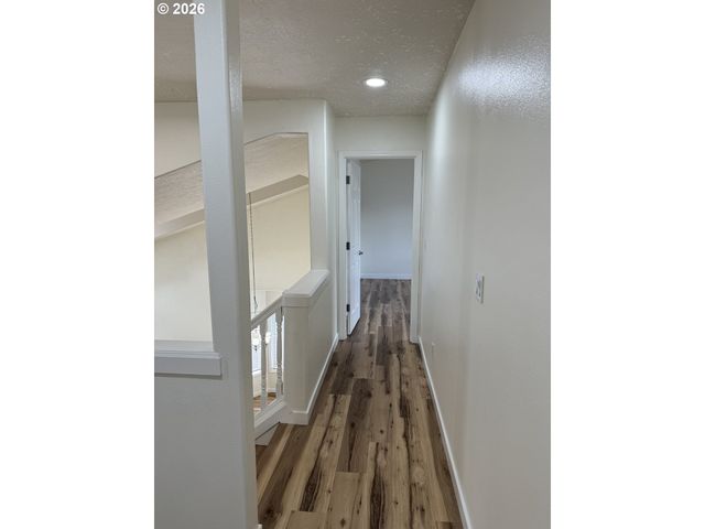 1987 Nw 17TH St, Gresham, OR 97030