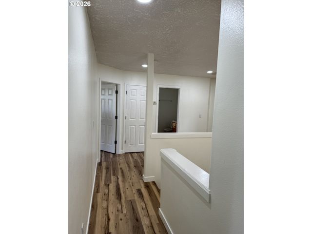 1987 Nw 17TH St, Gresham, OR 97030