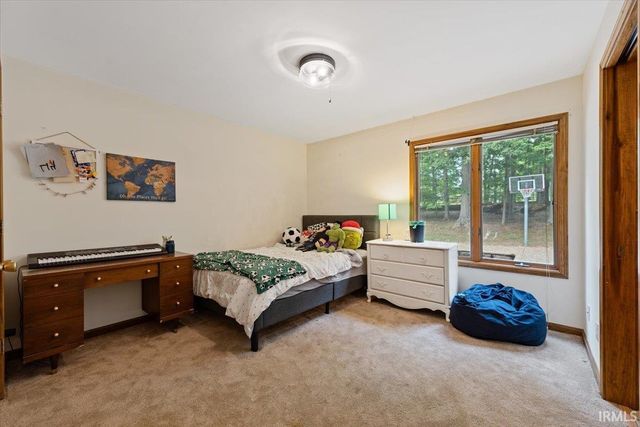 6308 N Bent Pine Drive, Bloomington, IN 47408