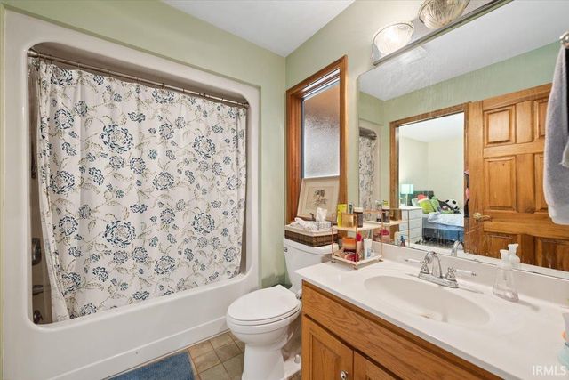 6308 N Bent Pine Drive, Bloomington, IN 47408