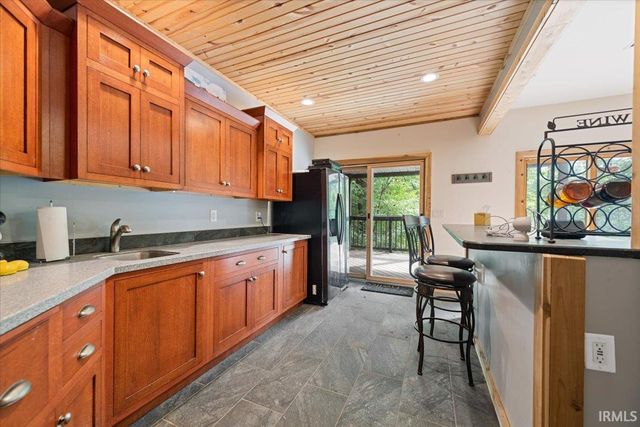 6308 N Bent Pine Drive, Bloomington, IN 47408
