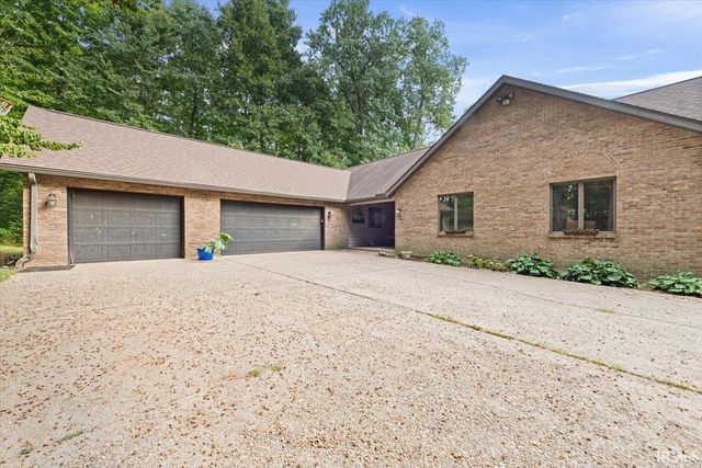 6308 N Bent Pine Drive, Bloomington, IN 47408