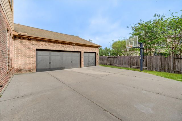 27715 Guthrie Ridge Ln, Katy, TX 77494