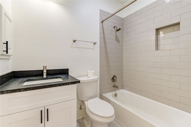 27715 Guthrie Ridge Ln, Katy, TX 77494