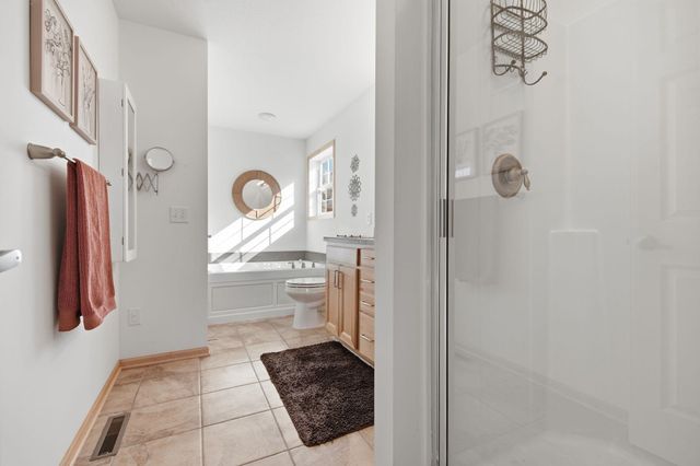 1503 Savanna Drive, Shakopee, MN 55379