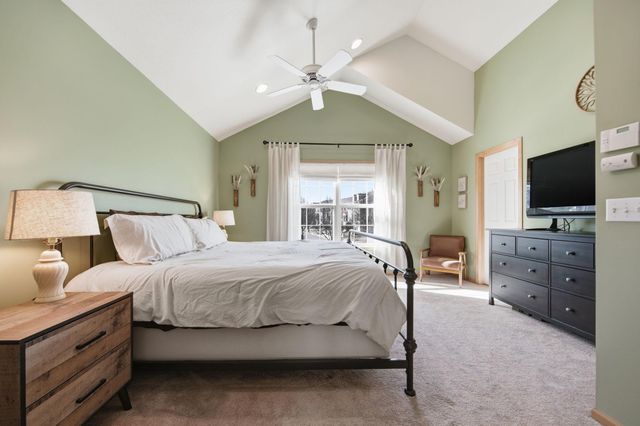 1503 Savanna Drive, Shakopee, MN 55379