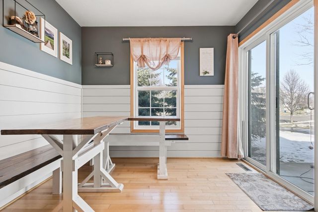 1503 Savanna Drive, Shakopee, MN 55379