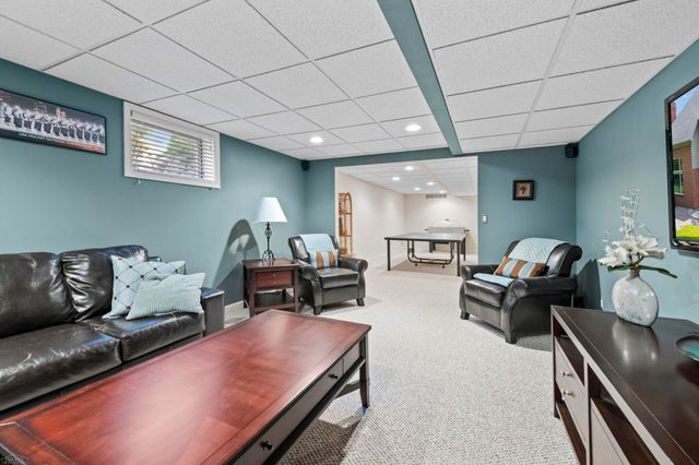 53816 Cherrywood Drive, Shelby Twp, MI 48315