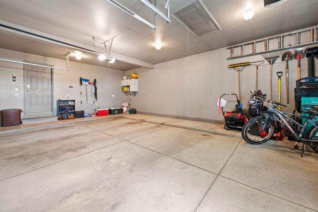53816 Cherrywood Drive, Shelby Twp, MI 48315