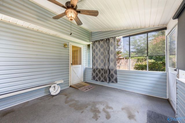 2415 Oxmoor Lane SW, Decatur, AL 35603