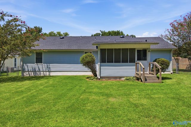2415 Oxmoor Lane SW, Decatur, AL 35603