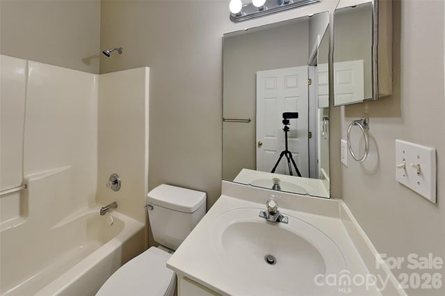 5611 Timbertop Lane, Charlotte, NC 28215