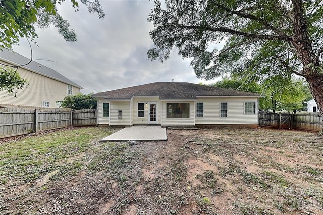 5611 Timbertop Lane, Charlotte, NC 28215