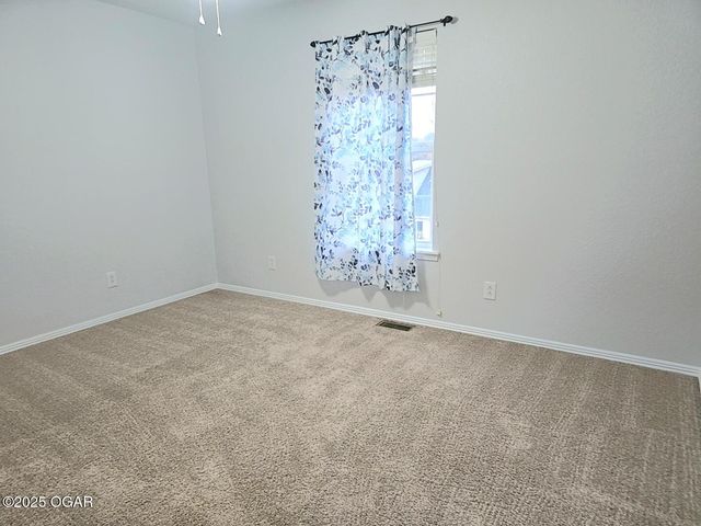 1800 Sally Anne Avenue, Neosho, MO 64850