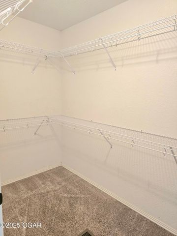 1800 Sally Anne Avenue, Neosho, MO 64850