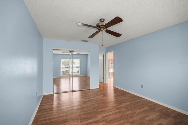 1112 40TH AVE NE, St Petersburg, FL 33703