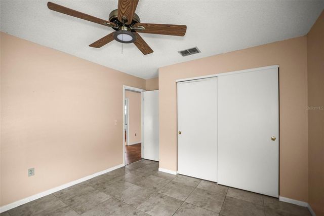 1112 40TH AVE NE, St Petersburg, FL 33703