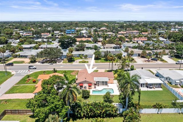 1112 40TH AVE NE, St Petersburg, FL 33703