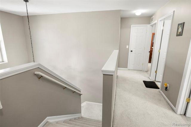 9778 Ravenshire Drive, Ypsilanti, MI 48198