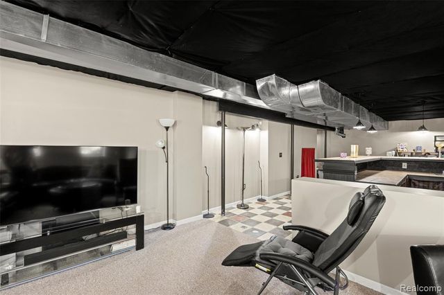 9778 Ravenshire Drive, Ypsilanti, MI 48198