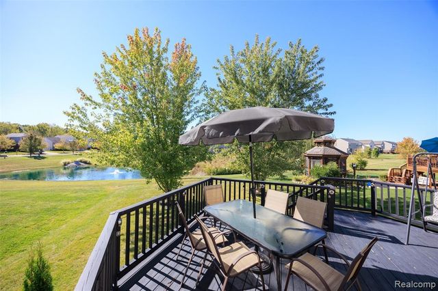 9778 Ravenshire Drive, Ypsilanti, MI 48198