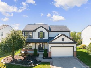 9778 Ravenshire Drive, Ypsilanti, MI 48198