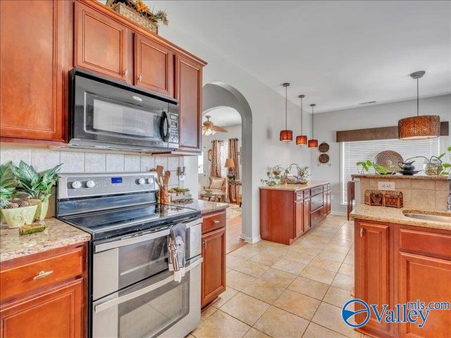 117 Genesis Drive, Huntsville, AL 35811