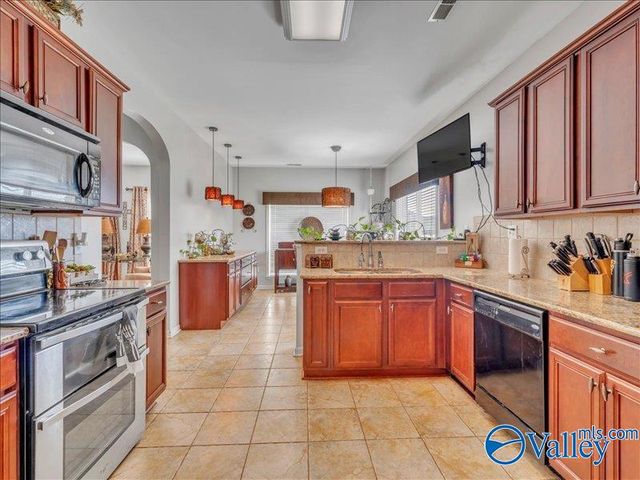 117 Genesis Drive, Huntsville, AL 35811