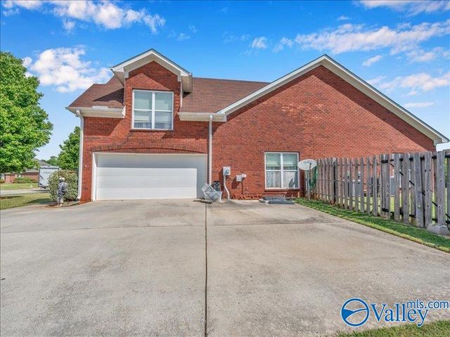 117 Genesis Drive, Huntsville, AL 35811