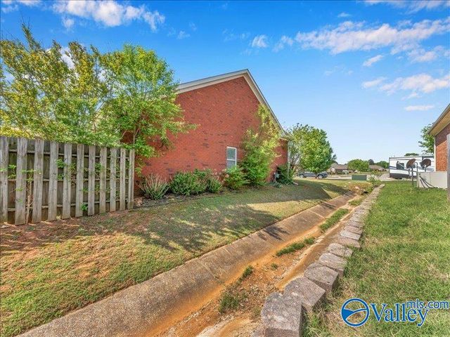 117 Genesis Drive, Huntsville, AL 35811