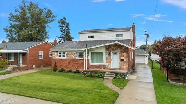 28924 Hughes Street, St Clair Shores, MI 48081
