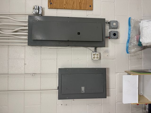 304 Howard Avenue, Des Plaines, IL 60018