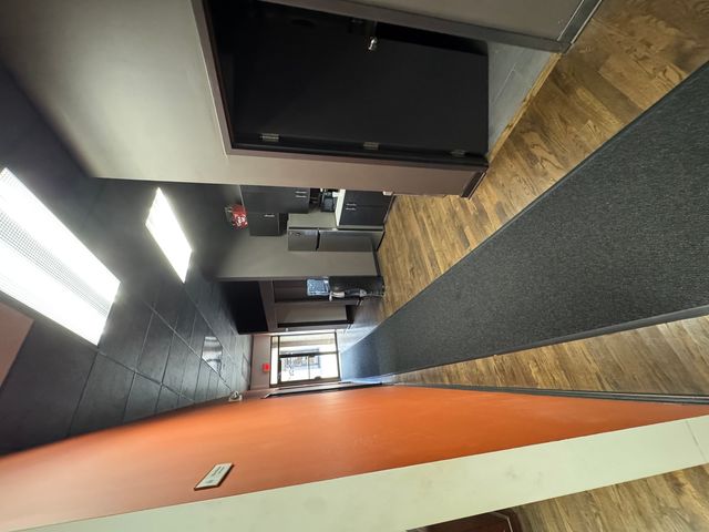 304 Howard Avenue, Des Plaines, IL 60018