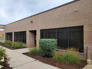 304 Howard Avenue, Des Plaines, IL 60018
