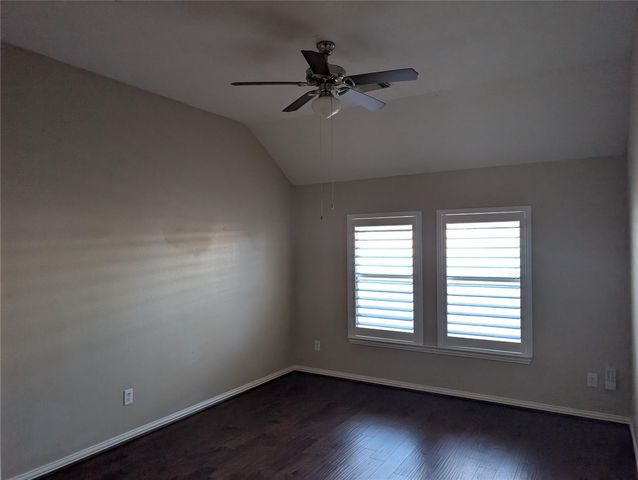 18627 Summercliff Lane, Tomball, TX 77377