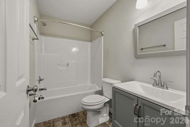 42 Serenity Lane, Hickory, NC 28601