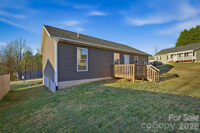 42 Serenity Lane, Hickory, NC 28601