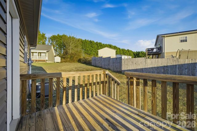 42 Serenity Lane, Hickory, NC 28601