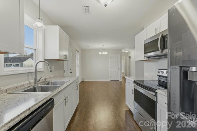 42 Serenity Lane, Hickory, NC 28601