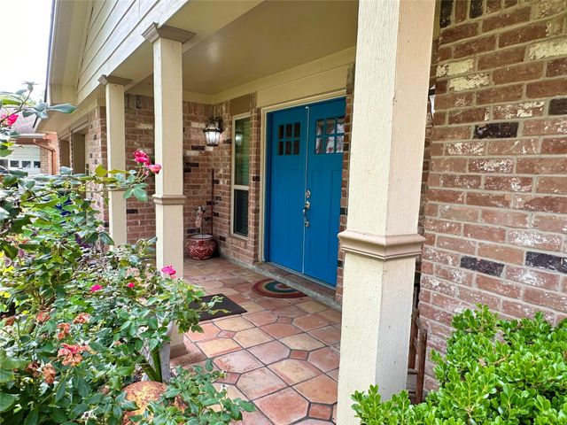 1014 Shadow Circle, League City, TX 77573