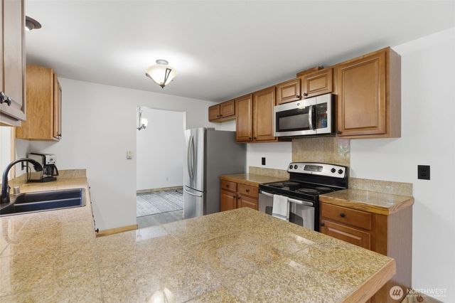 4001 55th Street Ct NW, Gig Harbor, WA 98335